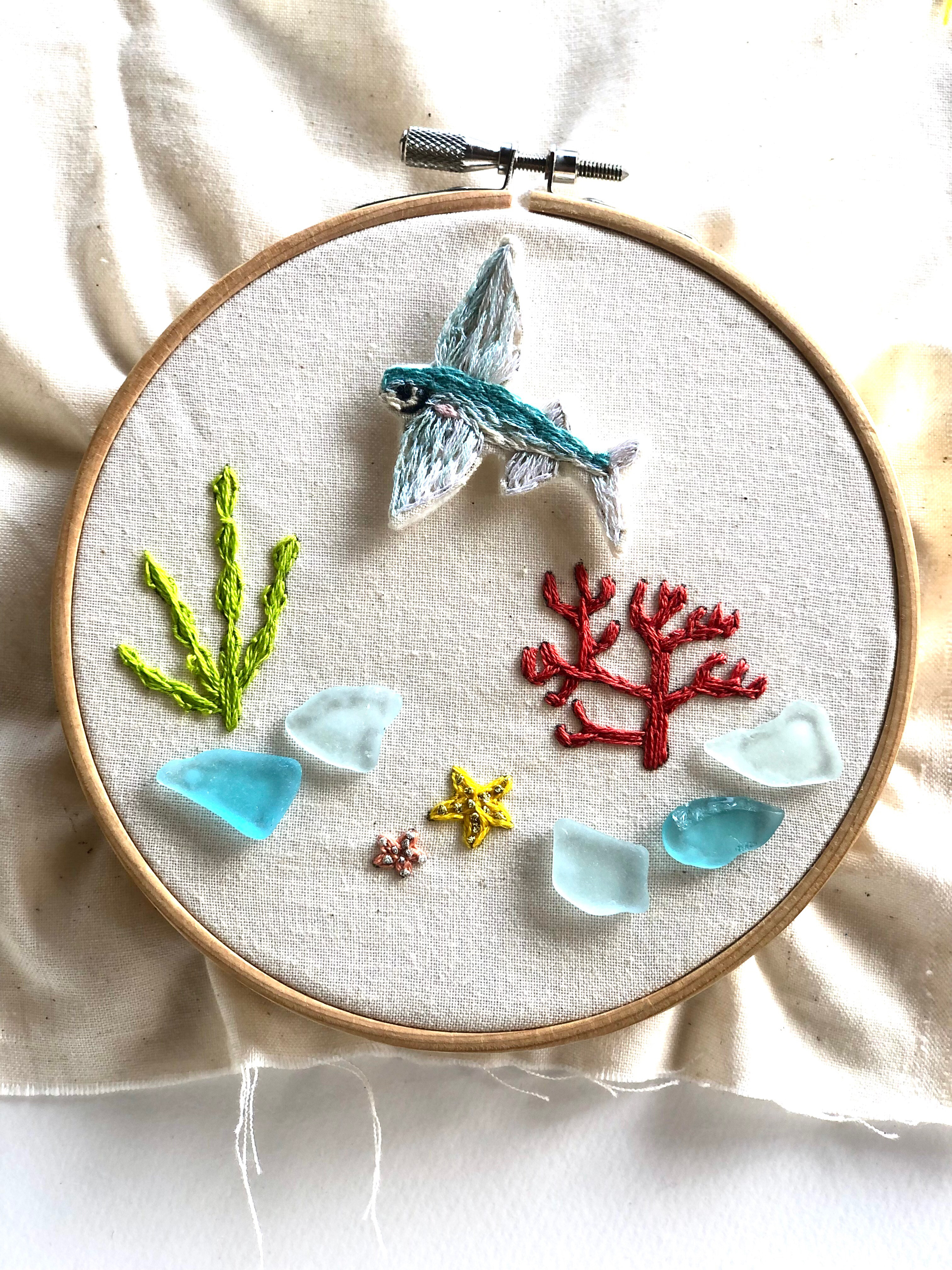 〚イルカメ様オーダー〛刺繍ブローチ