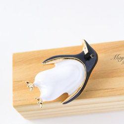 『かわいいペンギンのブローチ』 4枚目の画像