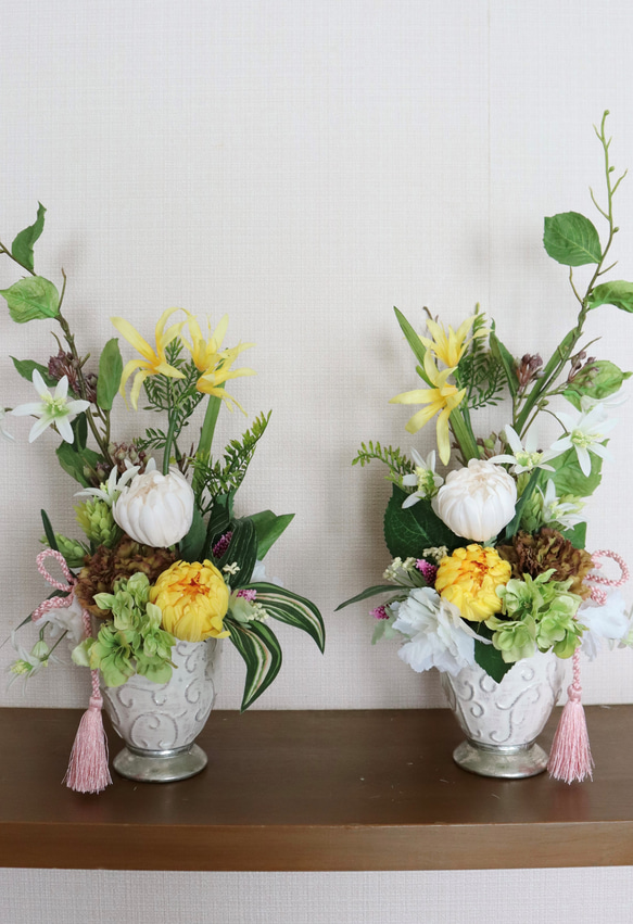 ご予約商品 10年以上飾れる弔いの花（中サイズアレンジ1対）ご