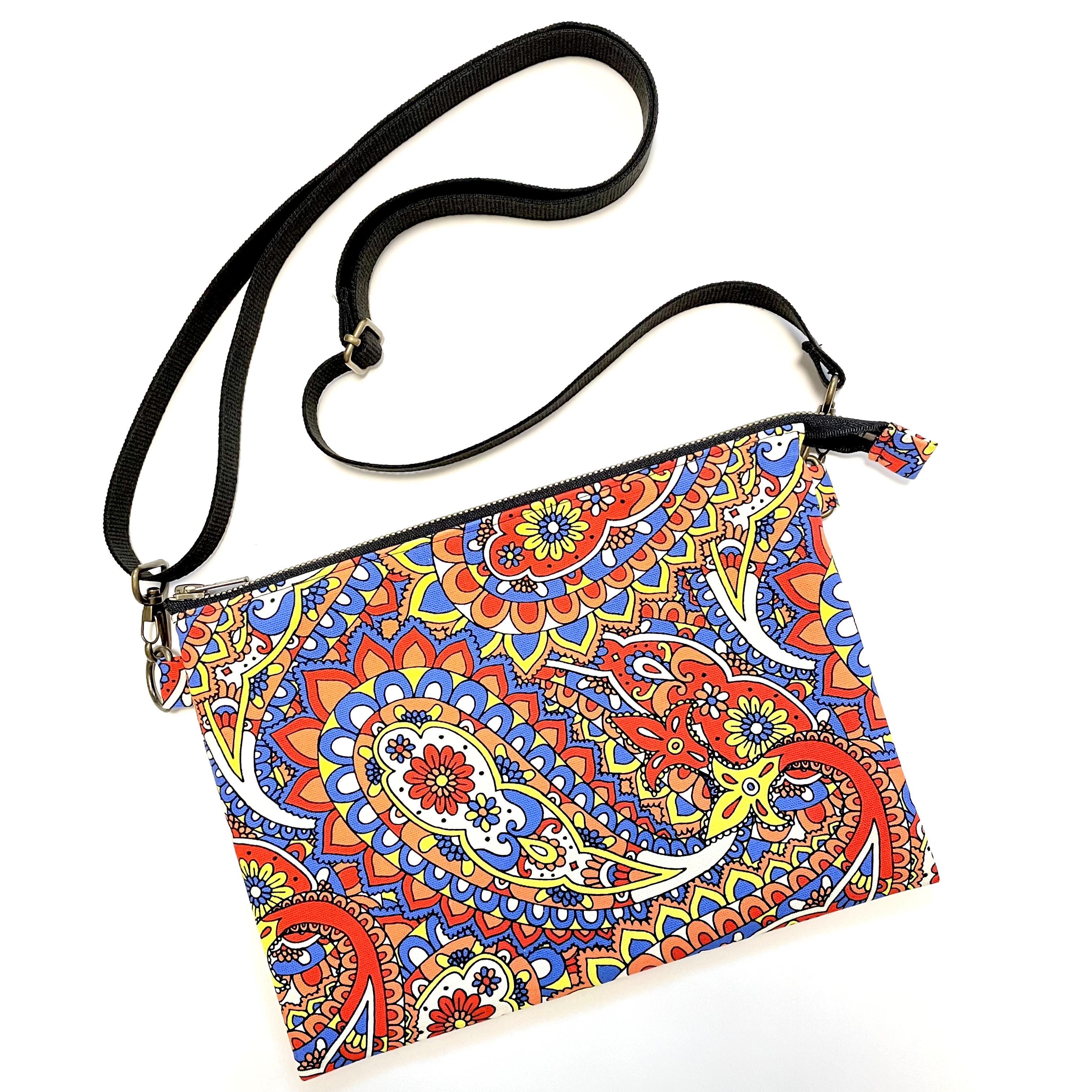 サコッシュ　綿100% オックスフォード　オリジナルプリント生地 ペイズリー柄 【MTS-004/RED】