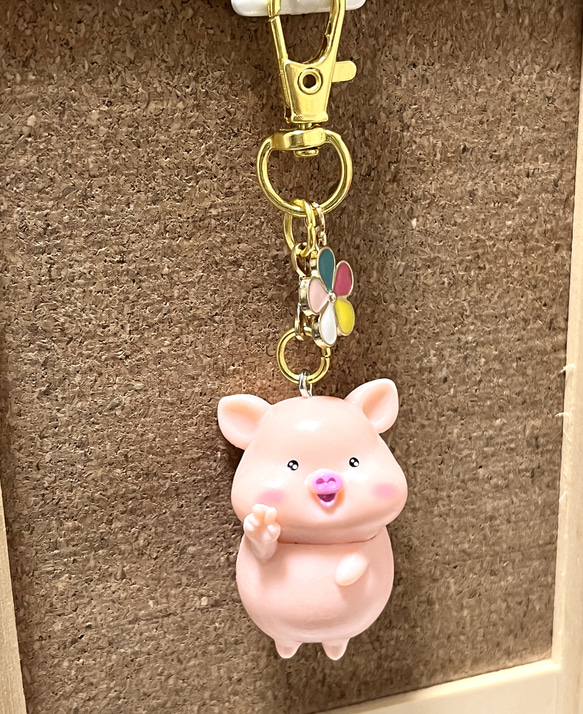 送料無料】♡立体ブタさんチャーム【ピース】（カラフルなお花のミニ 