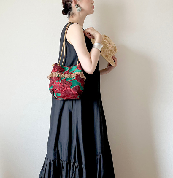 【受注生産】 斜めがけにも！2way ethnic flower mini bag 3枚目の画像