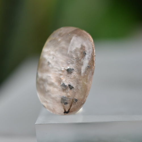 レア☆パイライト入り☆ホワイトガーデンクォーツs868 天然石 Funky