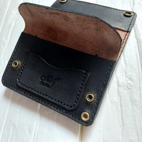 手染めと手縫いで仕上げたショートトラッカーウォレット 【公式通販】