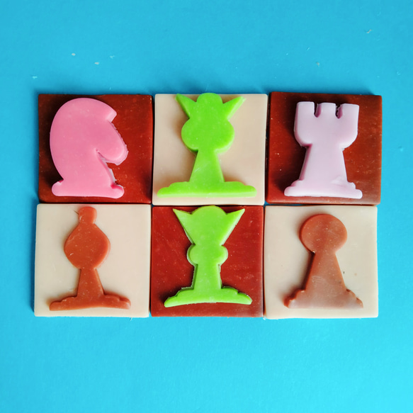 4cmスクエアチェス駒クッキー6個＋正方形枠セット ゲームも楽しめる♪ 2枚目の画像