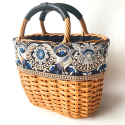 ※お取り置き　刺繍手芸家さま　リボン刺繍　かごバッグ インド刺繍リボンのかごバッグ かごバッグ freely embroidery