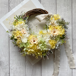 レモンイエローのリース　　　　プリザーブドフラワー/ドライフラワー　　　 8枚目の画像