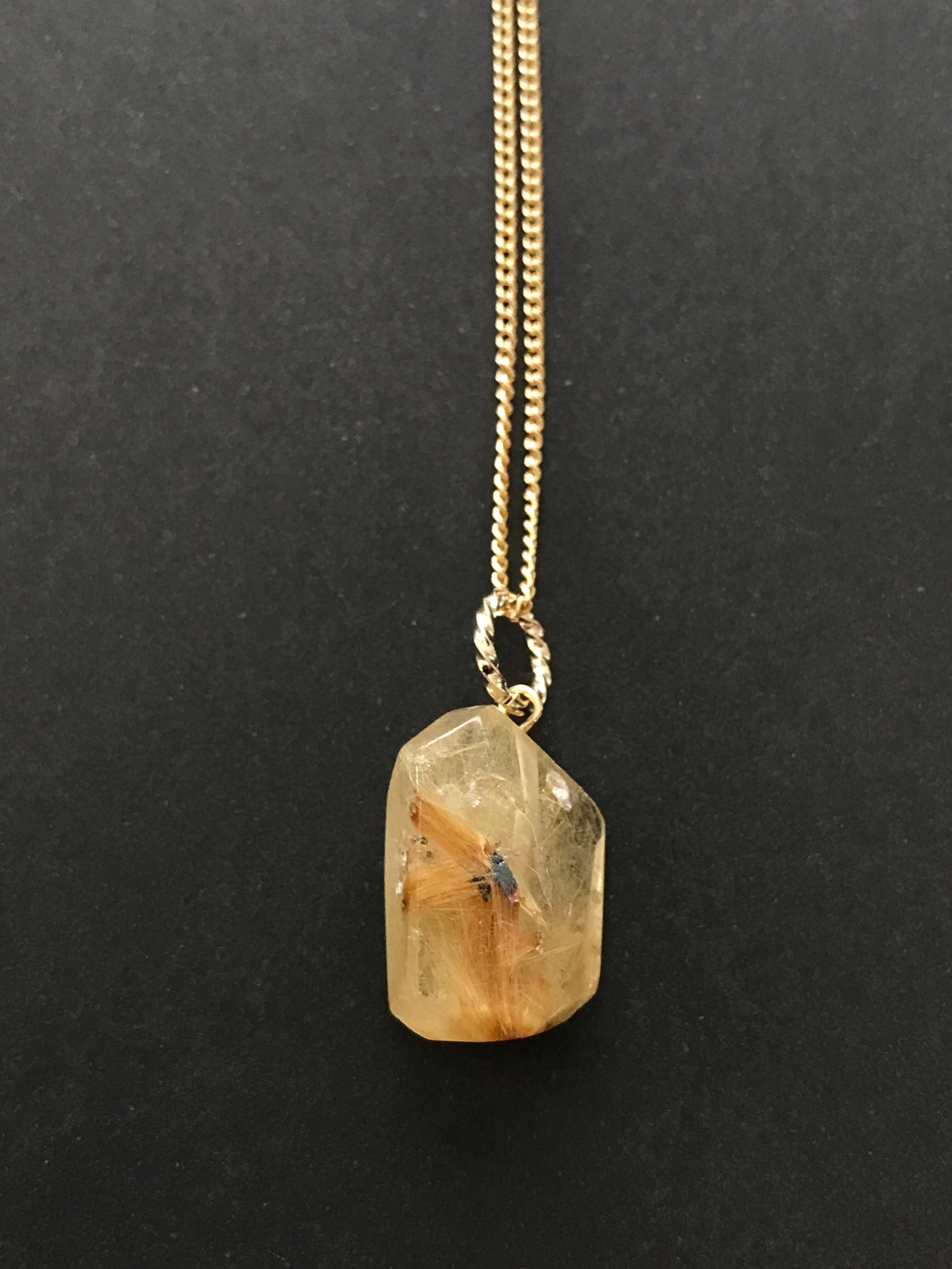 値下げ済】大粒 フラワールチルクォーツ ペンダントトップ② 水晶 レア 
