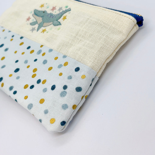 ミントグリーン星刺繍ポーチ ダヤン 刺繍 メッシュポーチ ポーチ セラミカ | 秀和美術本店 わ
