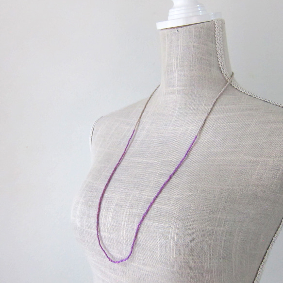 パープル KABURU 留め具のない かぶるタイプのガラスビーズネックレス 金属アレルギー対応 紫 7枚目の画像