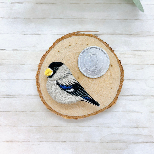イカル 刺繍 ブローチ（ 野鳥 鳥 小鳥 ） ブローチ mame.pii【8