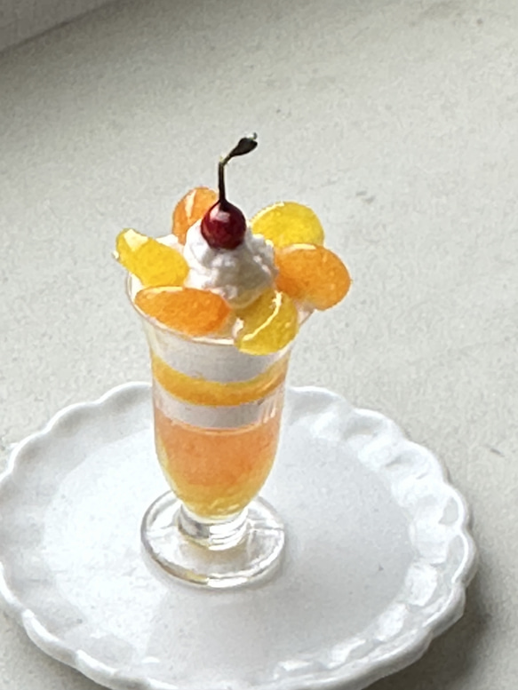 オレンジグレープフルーツパフェ　ハンドメイド　ミニチュアスイーツ　フェイク　ドールハウス　ブライス 6枚目の画像