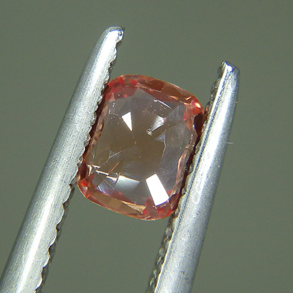 パパラチアサファイア 0.583ct ルース アカデミー鑑別 0412 パパラチアサファイア ┈┈┈┈┈┈┈┈┈┈┈┈┈┈┈┈┈┈┈┈┈┈┈┈┈┈┈┈┈┈┈┈