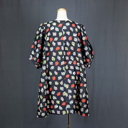 値引きする ⭐️銘仙 パフスリーブ チュニック 着物リメイク