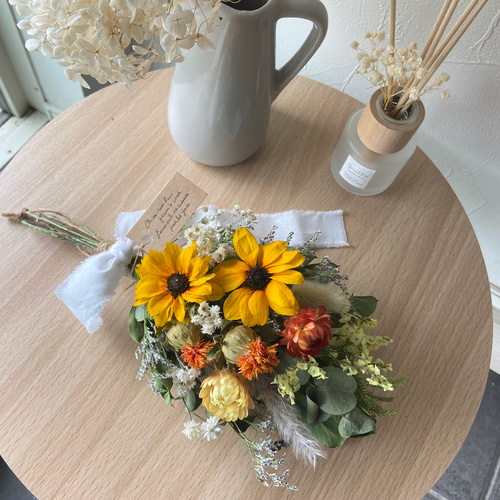 ドライフラワー 小さなひまわり ブルーのミニひまわり花束 - ショップ The Blossom Daisies ドライ