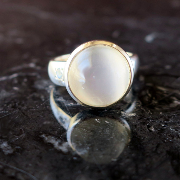 ムーンストーン キャッツアイ リング 5.55ct Moonstone cat's eye ring 1枚目の画像