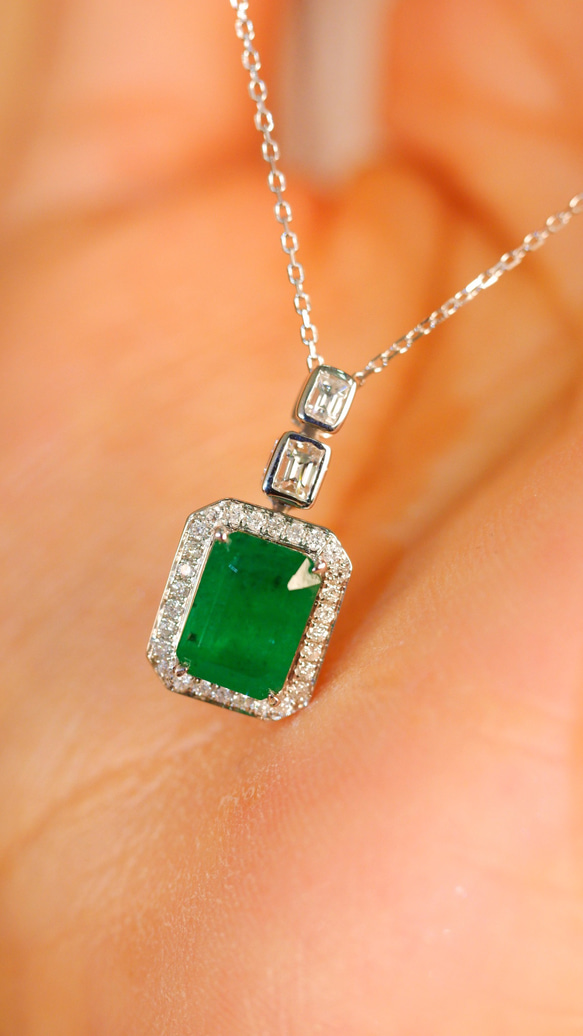 高級ジュエリーのダイヤモンド天然ダイヤモンド付きエメラルドペンダントk18