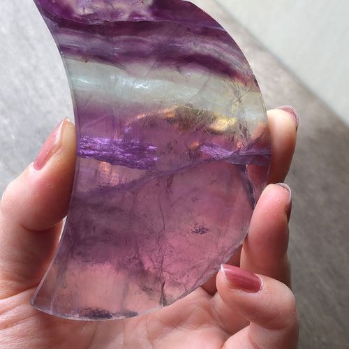 虹入り☆フローライトムーン☆お月様☆瀧川神社にて浄化☆170g☆94.5mm