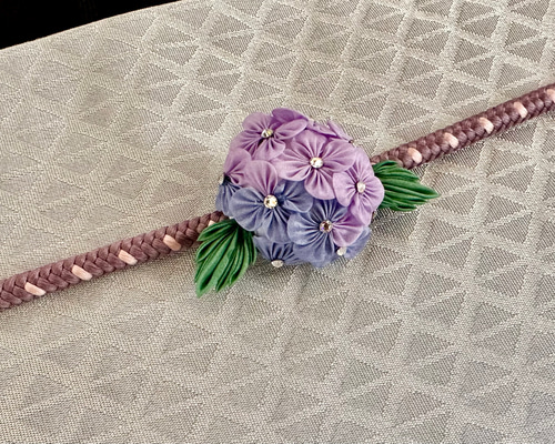 つまみ細工帯留め 薄紫 シルバー つまみ細工帯留め薄紫シルバー