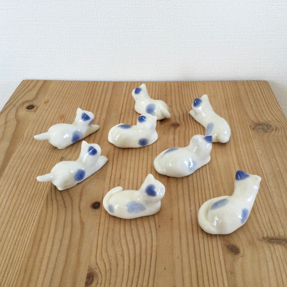 陶器の小さな猫たち(青ぶち) 7枚目の画像