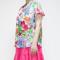 彩色鸚鵡印花法式袖 光滑透明材質，適合夏季穿搭 ◎ 一件就夠了！ 第7張的照片