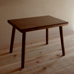 ブラックウォールナットのミニテーブル 1枚目の画像