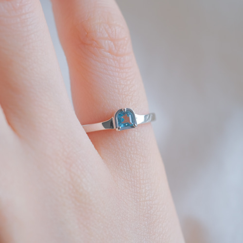 lítil hurð ring 小さな扉 ピンキーリング 天然石ブルー
