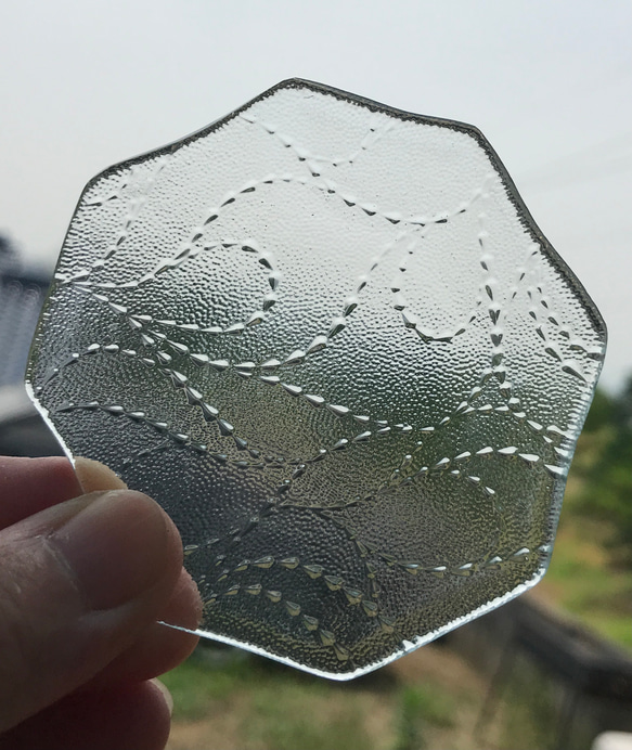 昭和ガラス・マルチトレイ　ヴィンテージガラスの小皿　SDGs 　スイートピー 1枚目の画像