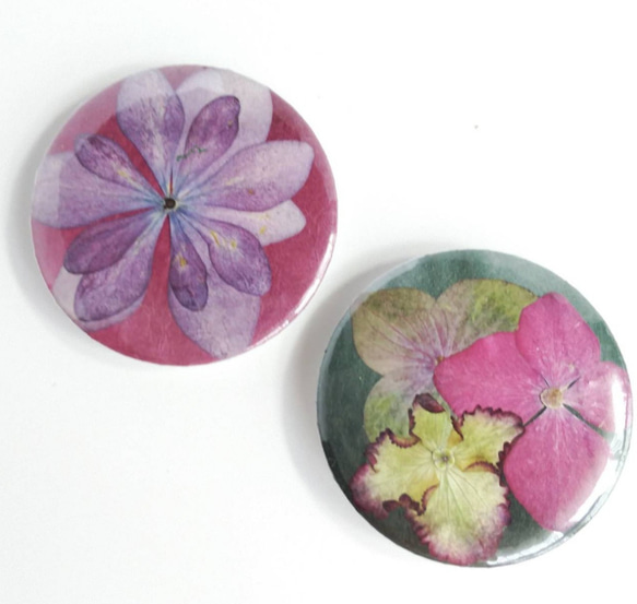 土佐和紙と押し花の花缶バッジ　紫陽花　あじさい　44㎜×2個セット 2枚目の画像