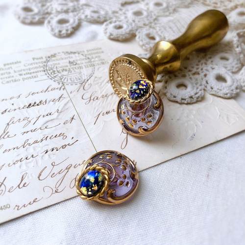 ✽ Voyage Ⅷ ✽.｡.:* チェコガラスボタン イヤリング【ピアスに変更可