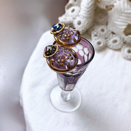 ✽ Voyage Ⅷ ✽.｡.:* チェコガラスボタン イヤリング【ピアスに変更可