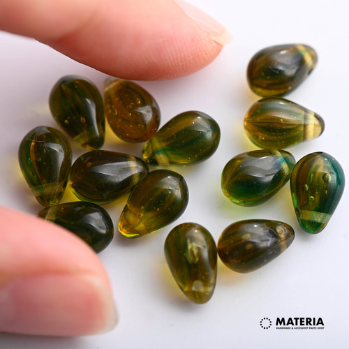 チェコヴィンテージビーズ ティアドロップ ブラウン＆オリーブ 