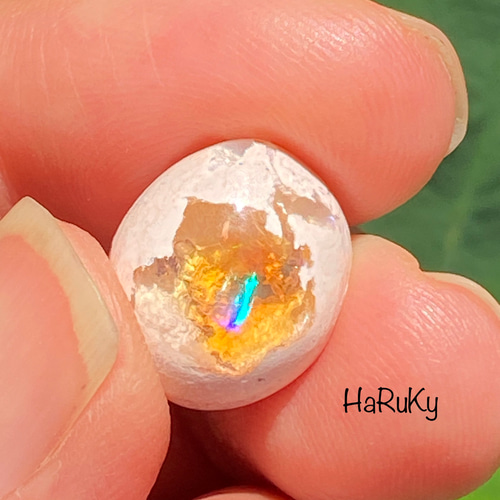 カンテラオパール 母岩付きオパール ルース 31 天然石 天然色 天然石