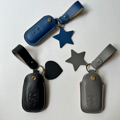 本革キーループ付き バイカラー 車種別スマートキー 名入れ