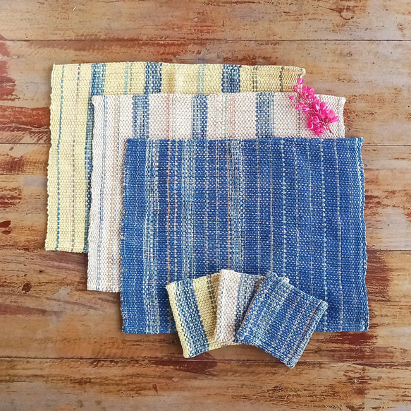 [セール]草木染めコットンの手織りコースター 藍 / 2枚 or 4枚セット 8枚目の画像