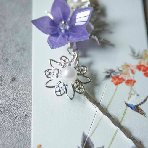 色選べる 清楚で可愛い紺桔梗と桜 ゆらゆらかんざし 髪飾り ヘア