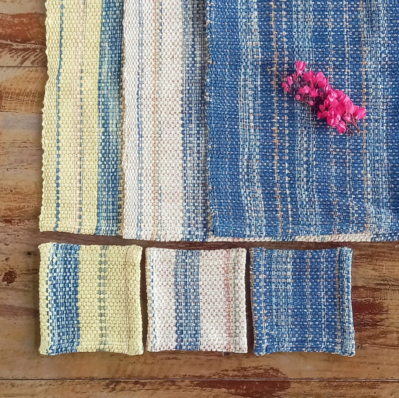 [セール]草木染めコットンの手織りランチョンマット / マンゴーイエロー / 2枚セット 11枚目の画像