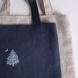 リネンのミニバッグ『月と樹』手刺繍【受注制作】 6枚目の画像