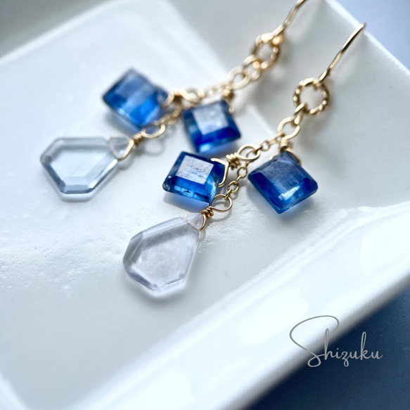 カイヤナイトとフローライトの14kgfピアス