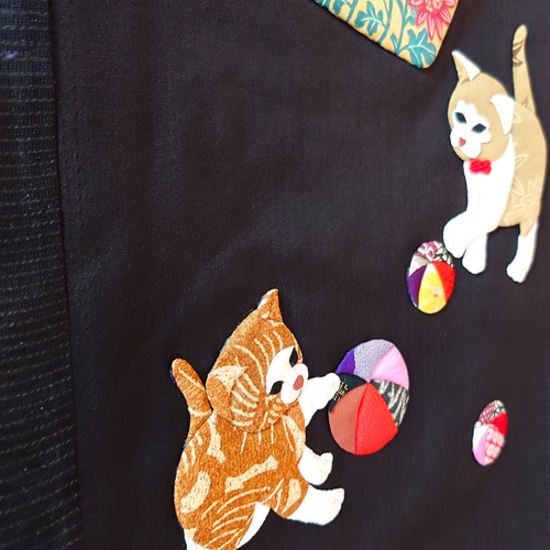 気球に乗った猫の壁掛けオブジェ【ハンドメイド 出来上がり】気球に乗った猫のタペストリー その他インテリア