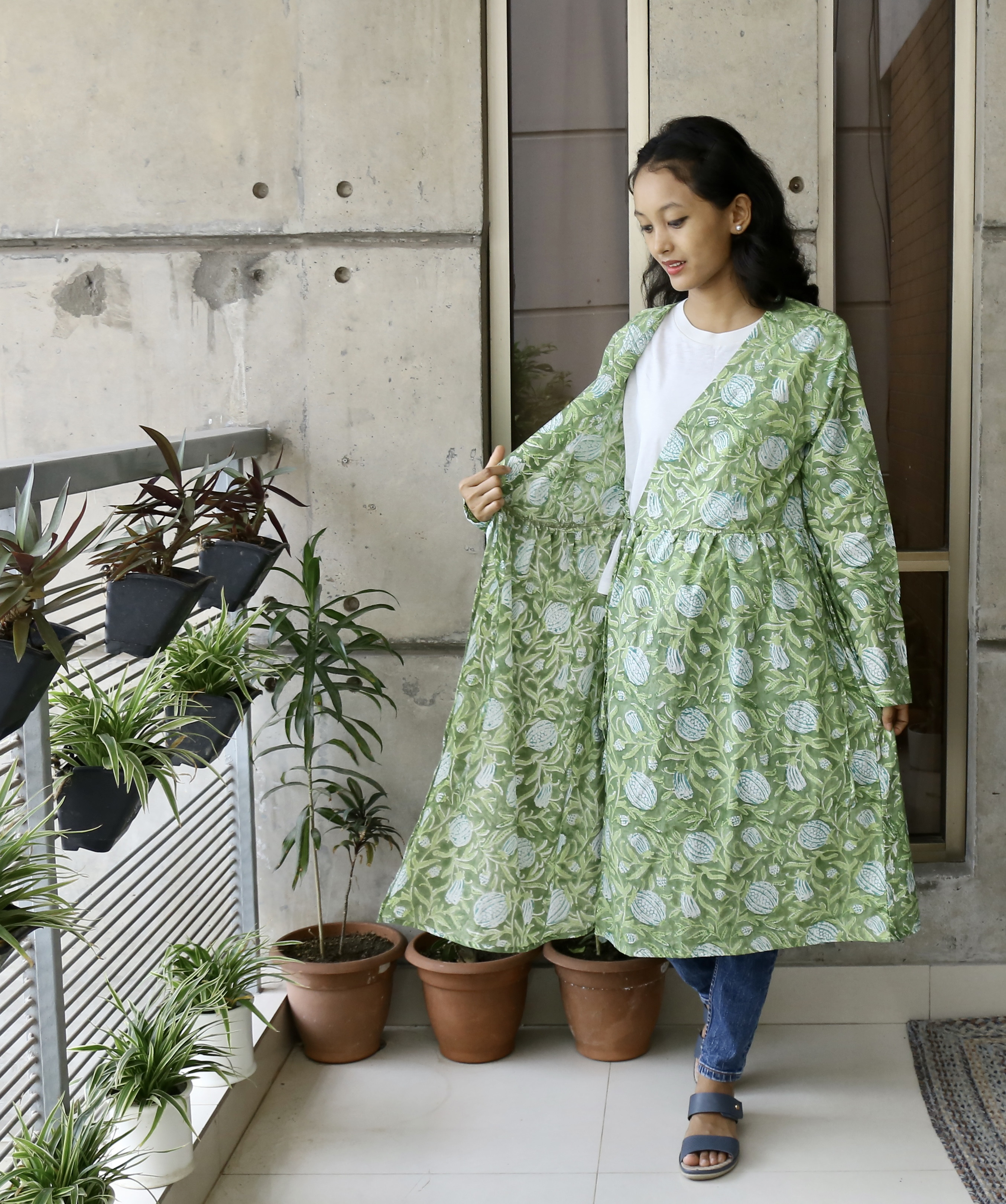 ハンドブロックプリント インド 授乳服 カシュクールワンピース ハンドブロックプリントコットンのカシュクールワンピース（羽織