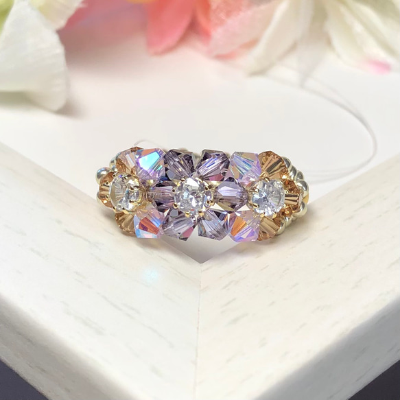 小花のリング〜くすみパープル〜【キュービックジルコニアとクリスタル