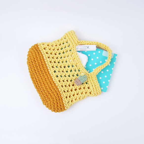 夏らしいちょっぴり可愛い編み込みバッグ＋カラフルピンズ 6枚目の画像
