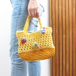 夏らしいちょっぴり可愛い編み込みバッグ＋カラフルピンズ 7枚目の画像