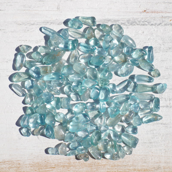 天然石ブルーグリーンアパタイト 濃色透明 約10g分詰合せ 約2～6mmさざれ石穴なし[sa-230704-01] 16枚目の画像