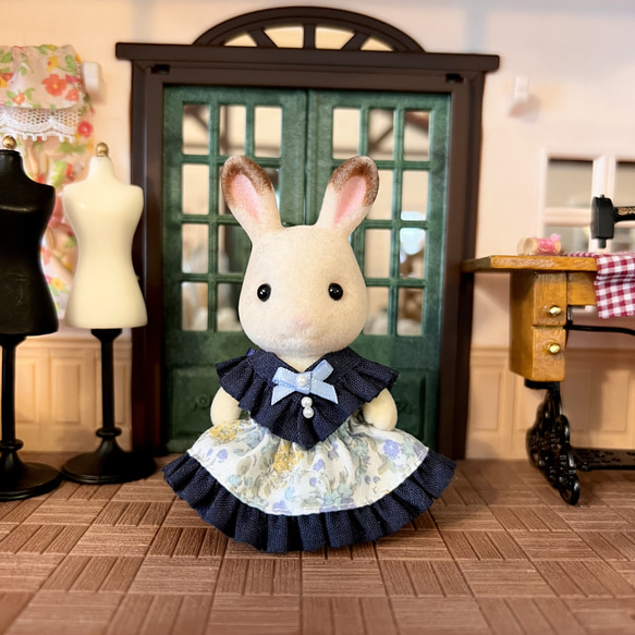 シルバニアファミリー　帽子　ロリータ風　ワンピース　ハンドメイド　フリル シルバニアファミリー帽子ロリータ風ワンピースハンドメイドフリル