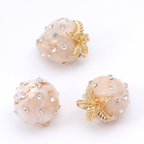 No.006 いちごチャーム　3ペア 楽天市場】立体いちごチャーム イチゴパーツ いちご本体樹脂製