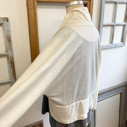 成人波萊羅 ❤️ 帶蝙蝠袖的波萊羅開襟衫 米白色（尺寸 M-L 不限） 第8張的照片