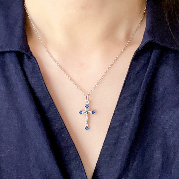 鍵付きクロスケージのブルービジューのペンダント　ゴシック 十字架 シルバー 青 クラシック 十字架 クロス ネックレス シルバー925 ネックレス