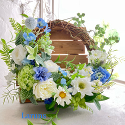 白ローズと青ブドウとグリーンあふれるの癒しのサマーリース　2023  特大38〜39センチ直径 10枚目の画像